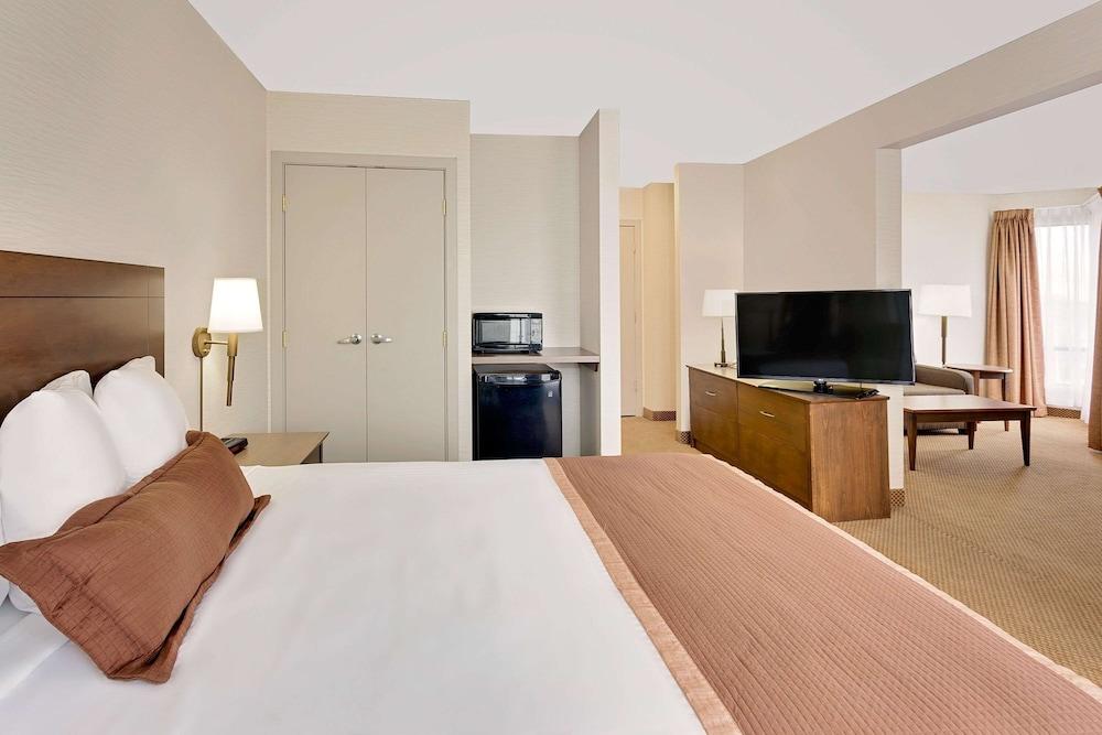 Ramada By Wyndham Kamloops Hotell Eksteriør bilde