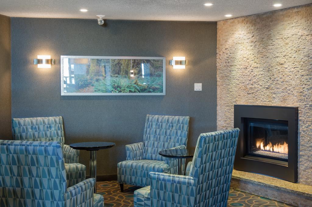 Ramada By Wyndham Kamloops Hotell Eksteriør bilde